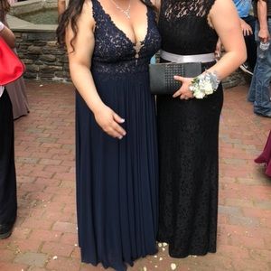 Long navy blue prom dress